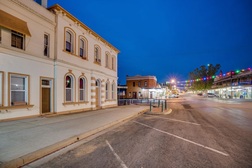 160-162 East Street, Narrandera NSW 2700 - photo 2