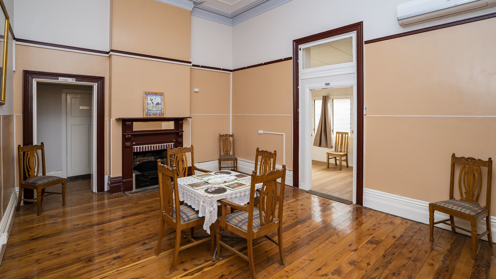 160-162 East Street, Narrandera NSW 2700 - photo 6
