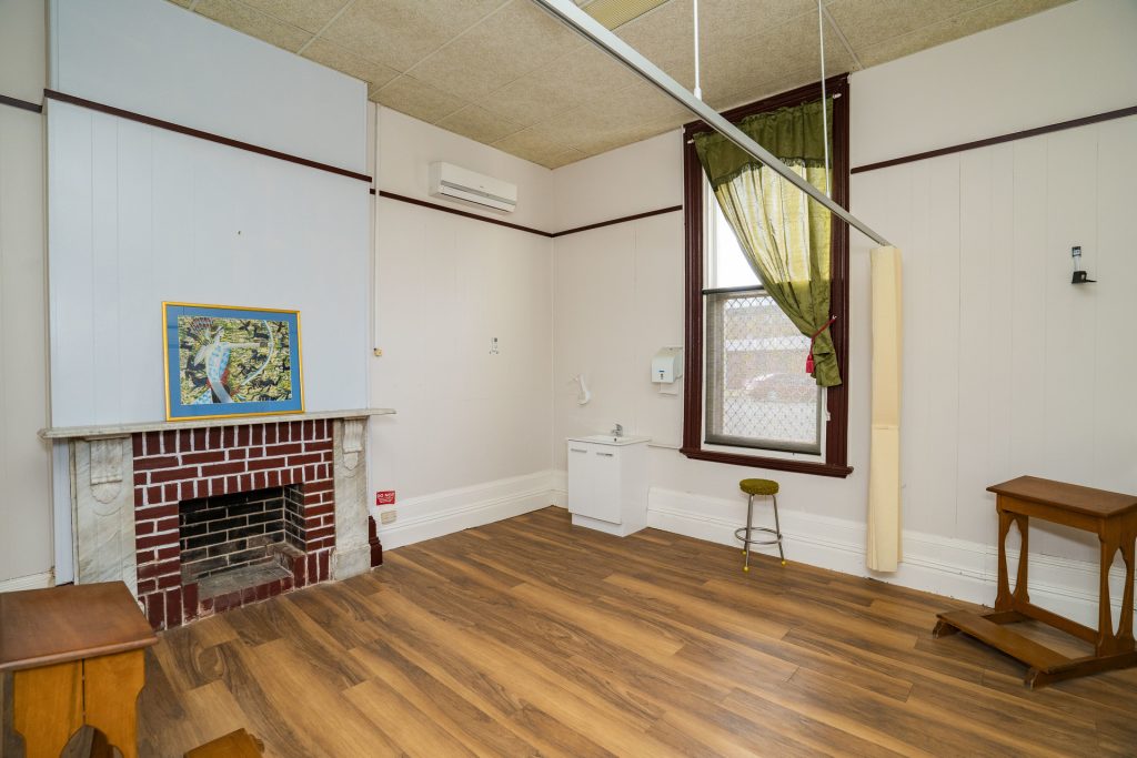 160-162 East Street, Narrandera NSW 2700 - photo 7