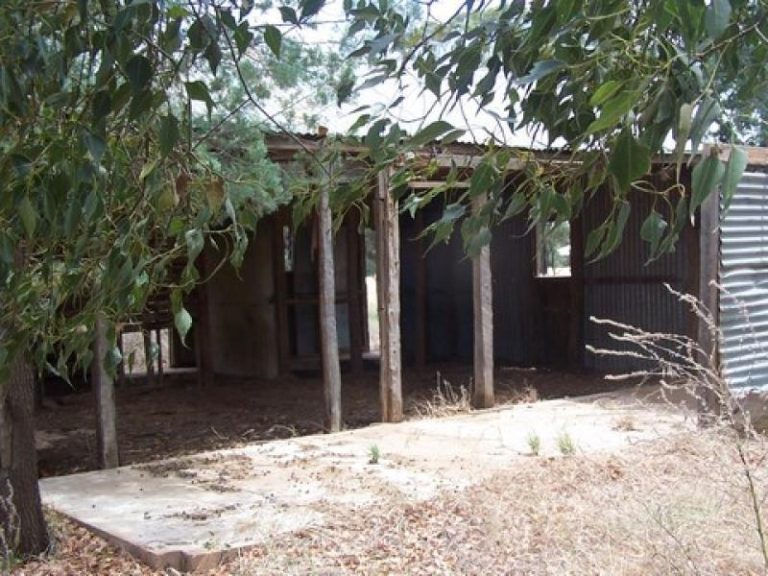 10 Rees Street, Ariah Park NSW 2665 - photo 14