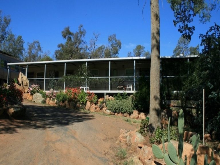 12 Traegers Lane, Temora NSW 2666 - photo 2