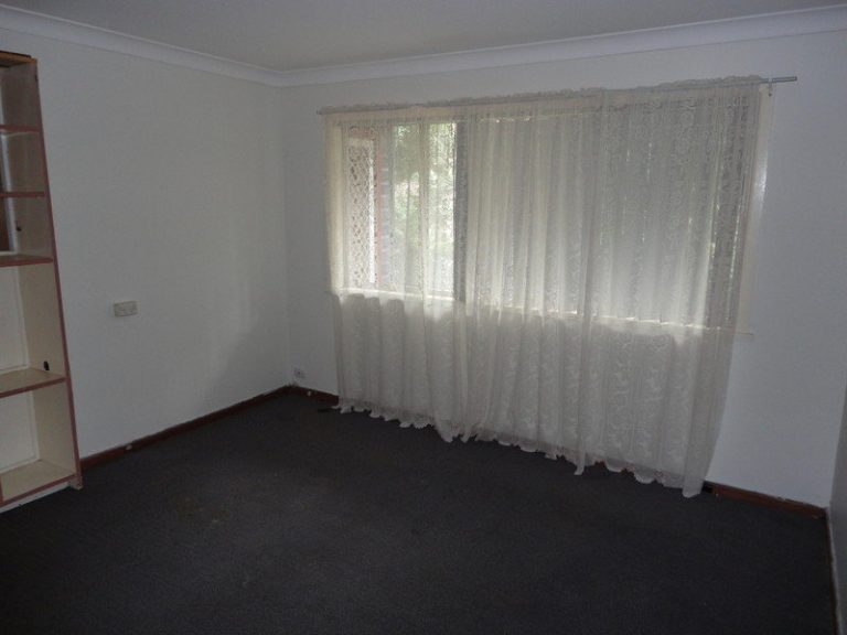 30 Bellevue Street, Temora NSW 2666 - photo 17