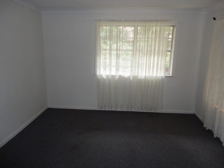 30 Bellevue Street, Temora NSW 2666 - photo 19
