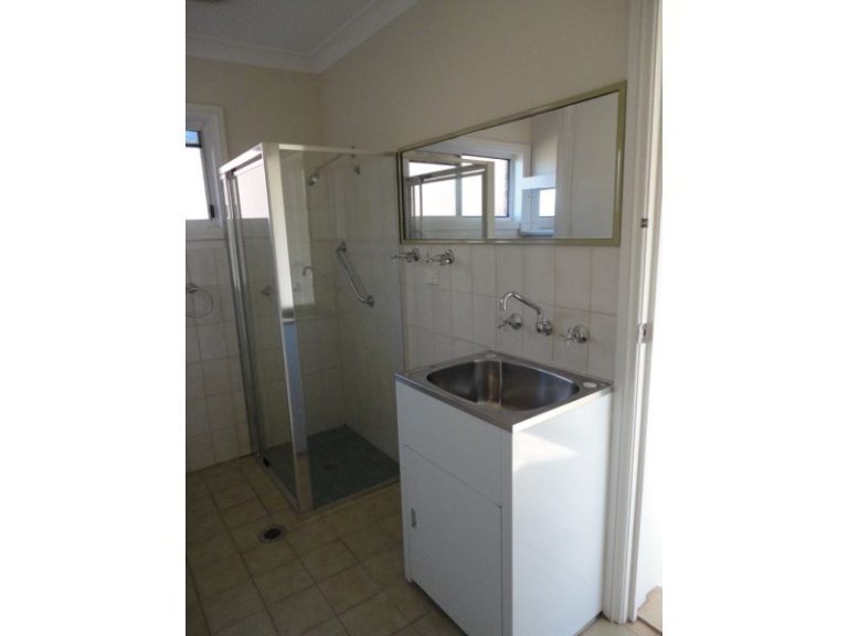 124 Asquith Street, Temora NSW 2666 - photo 20