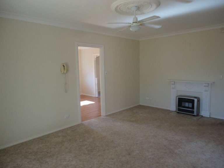 124 Asquith Street, Temora NSW 2666 - photo 26