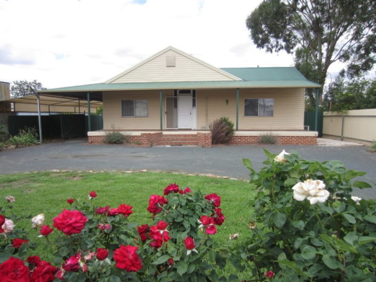 53 Robertson Street, Barmedman NSW 2668 - McGrath Riverina