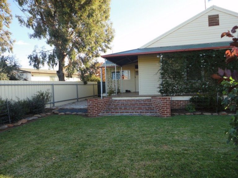 53 Robertson Street, Barmedman NSW 2668 - photo 9