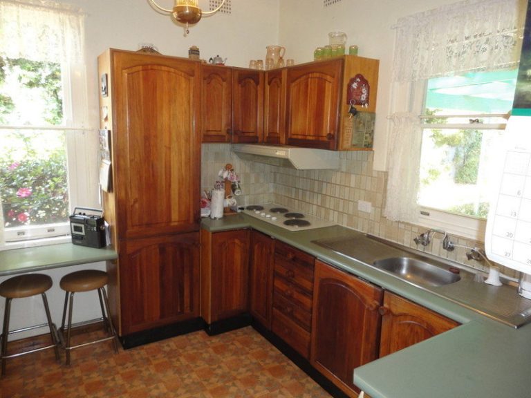148 Victoria Street, Temora NSW 2666 - photo 2