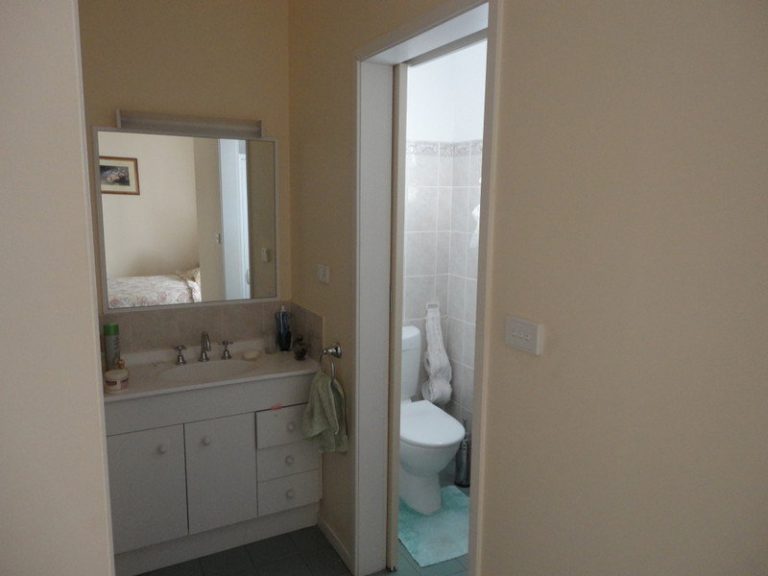 148 Victoria Street, Temora NSW 2666 - photo 15