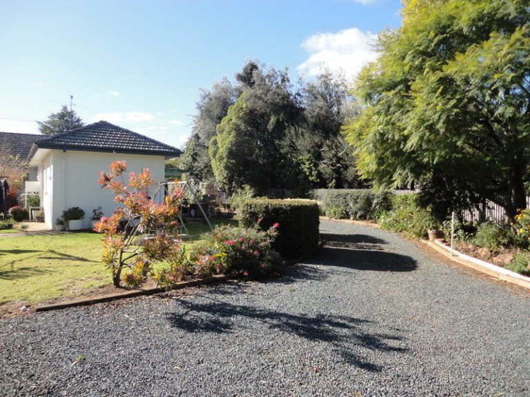 148 Victoria Street, Temora NSW 2666 - photo 18
