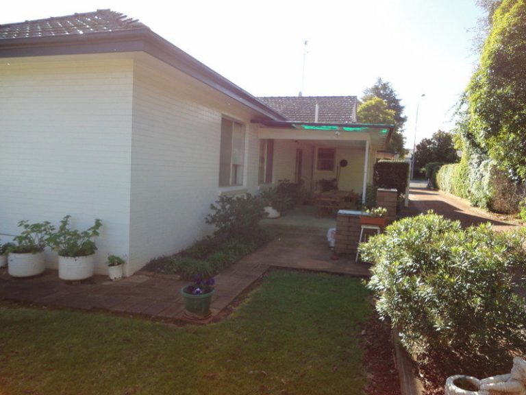 148 Victoria Street, Temora NSW 2666 - photo 20
