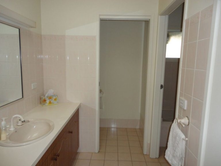 170 Loftus Street, Temora NSW 2666 - photo 11