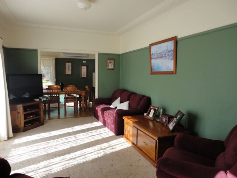 170 Loftus Street, Temora NSW 2666 - photo 8
