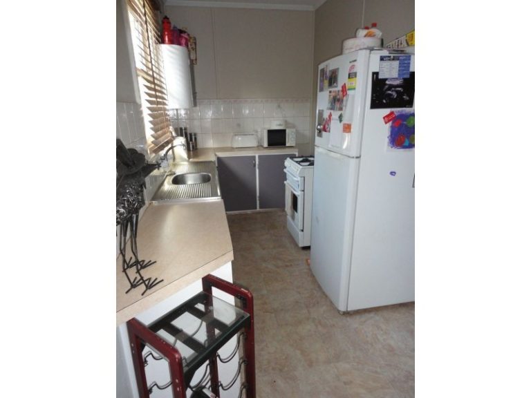 70 Haig Street, Temora NSW 2666 - photo 6