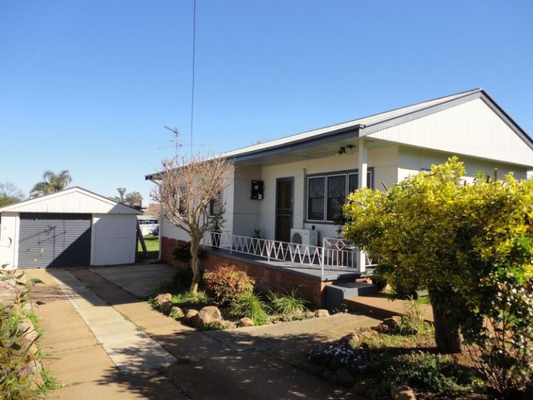 70 Haig Street, Temora NSW 2666 - McGrath Riverina