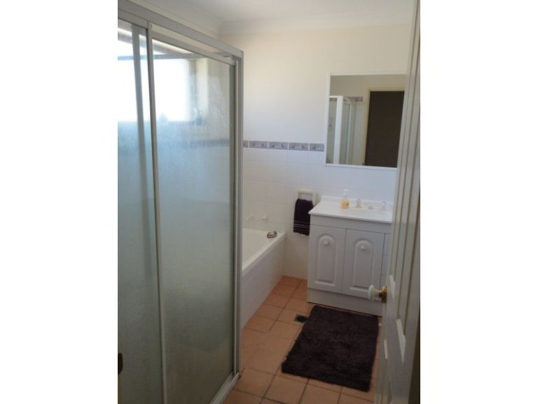 Unit 4/90 Parkes Street, Temora NSW 2666 - photo 7
