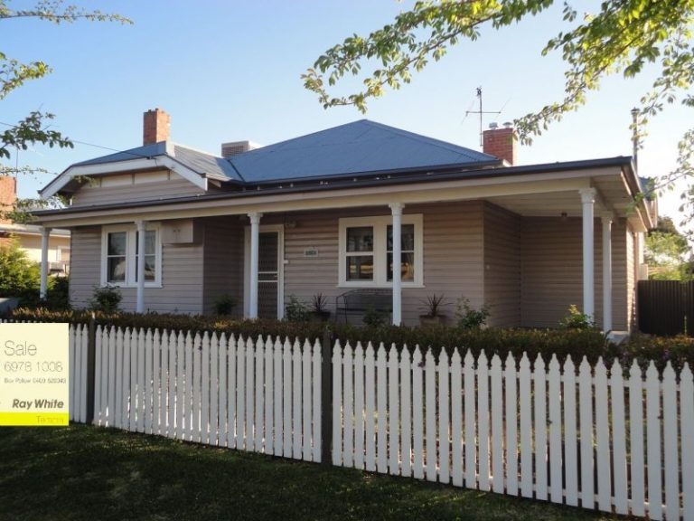 206 DeBoos Street, Temora NSW 2666 - McGrath Riverina