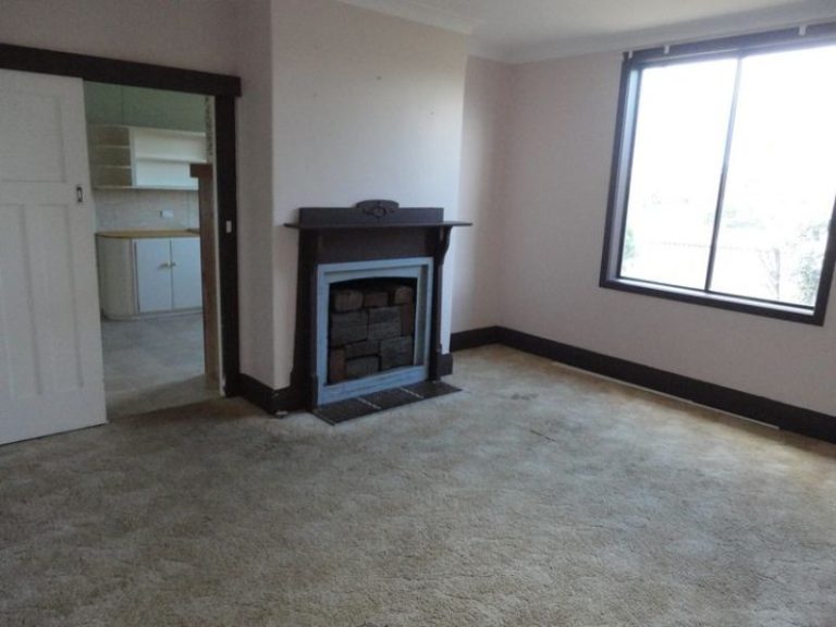 159 Twynam Street, Temora NSW 2666 - photo 4