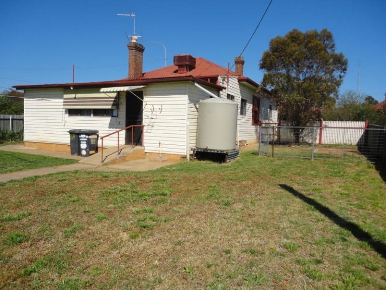 159 Twynam Street, Temora NSW 2666 - photo 8