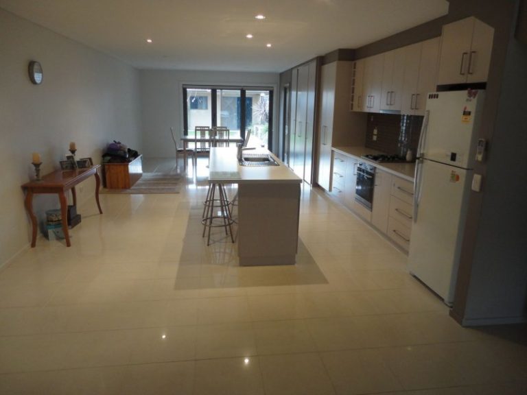 290B Hoskins Street, Temora NSW 2666 - photo 5