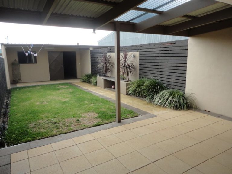 290B Hoskins Street, Temora NSW 2666 - photo 8