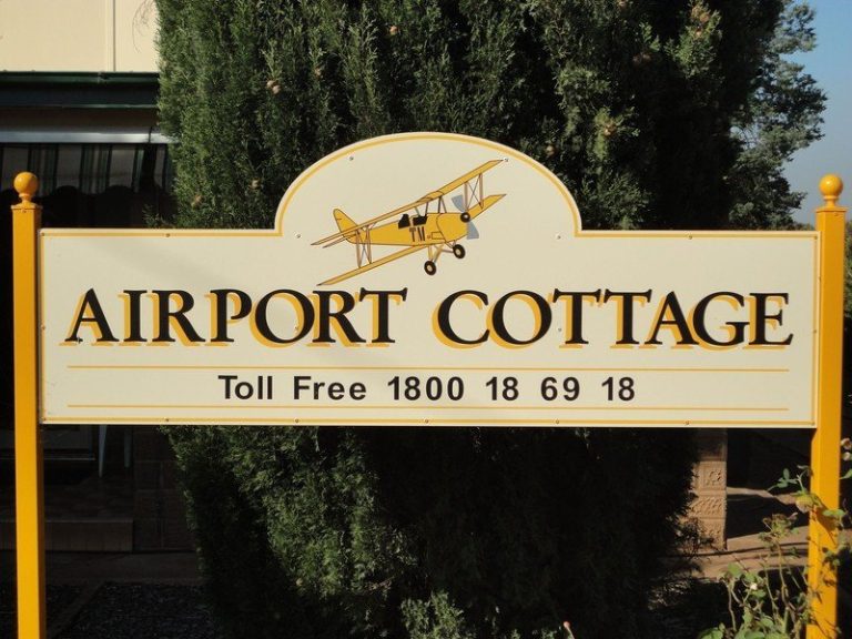 45 Airport Street, Temora NSW 2666 - McGrath Riverina