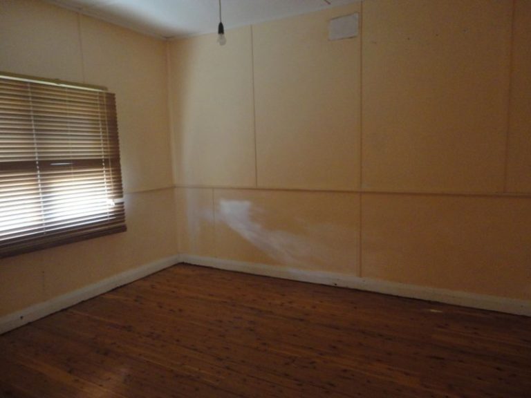 25 Ashton Street, Ariah Park NSW 2665 - photo 9