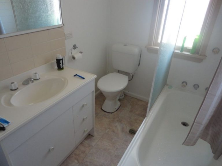 101 Vesper Street, Temora NSW 2666 - photo 4