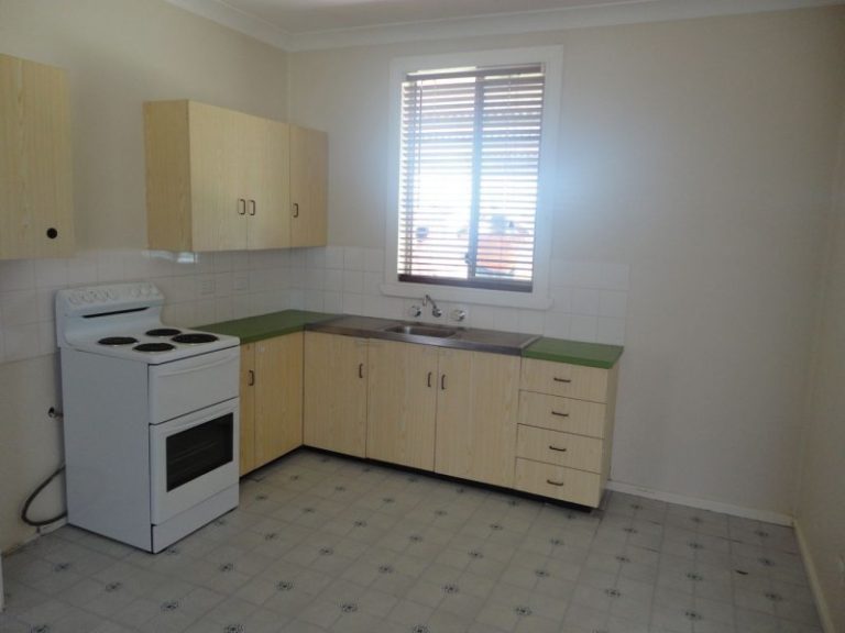 167 Vesper Street, Temora NSW 2666 - photo 3