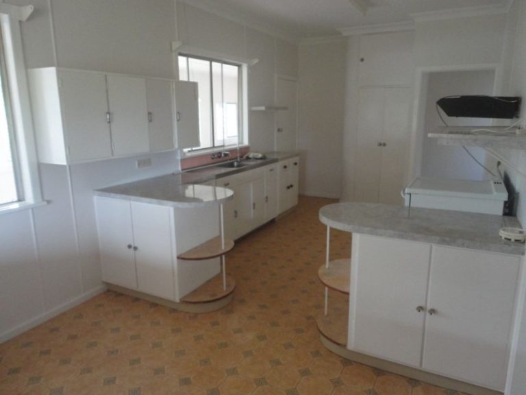 45 Deutcher Street, Temora NSW 2666 - photo 3