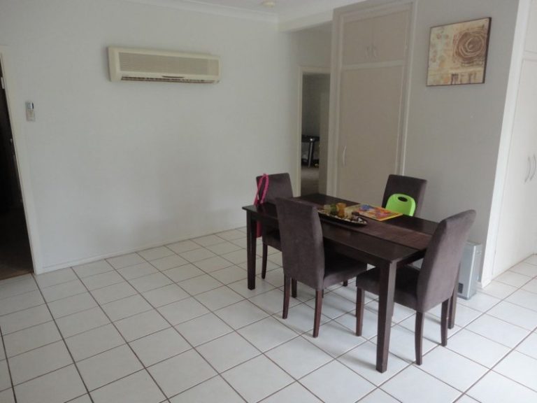 169 Kitchener Road, Temora NSW 2666 - photo 8