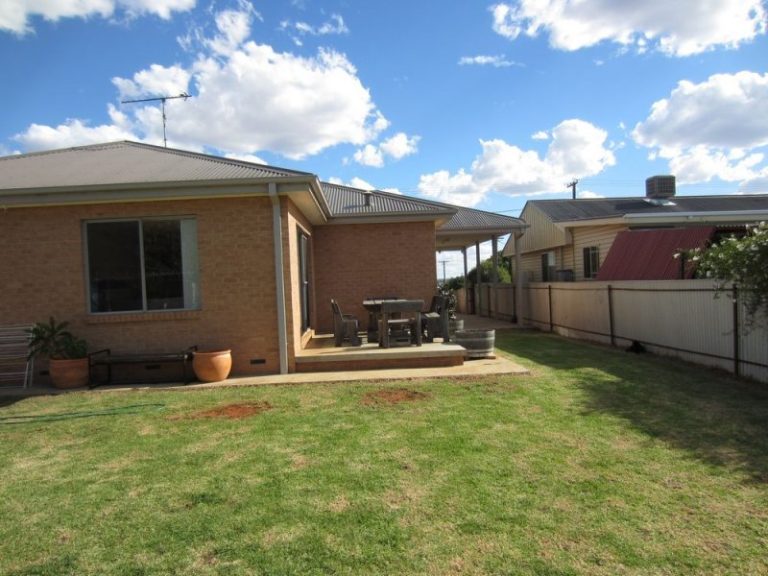 77 Deutcher Street, Temora NSW 2666 - photo 22