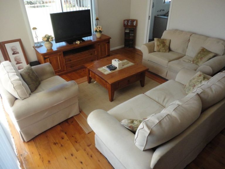 77 Deutcher Street, Temora NSW 2666 - photo 4