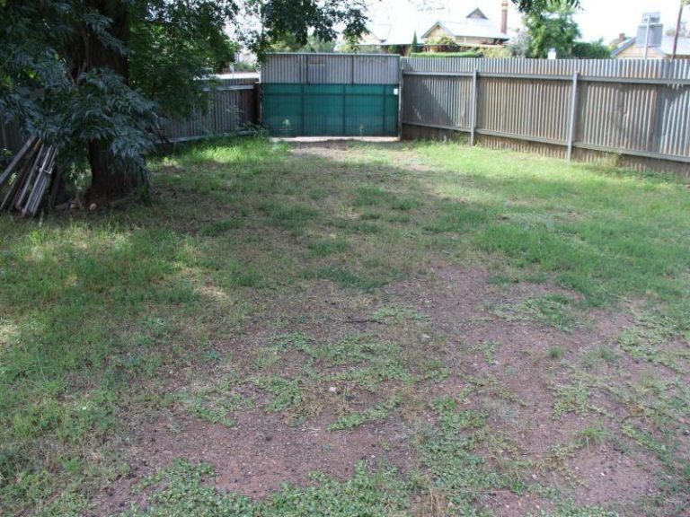 145 Crowley Street, Temora NSW 2666 - photo 12