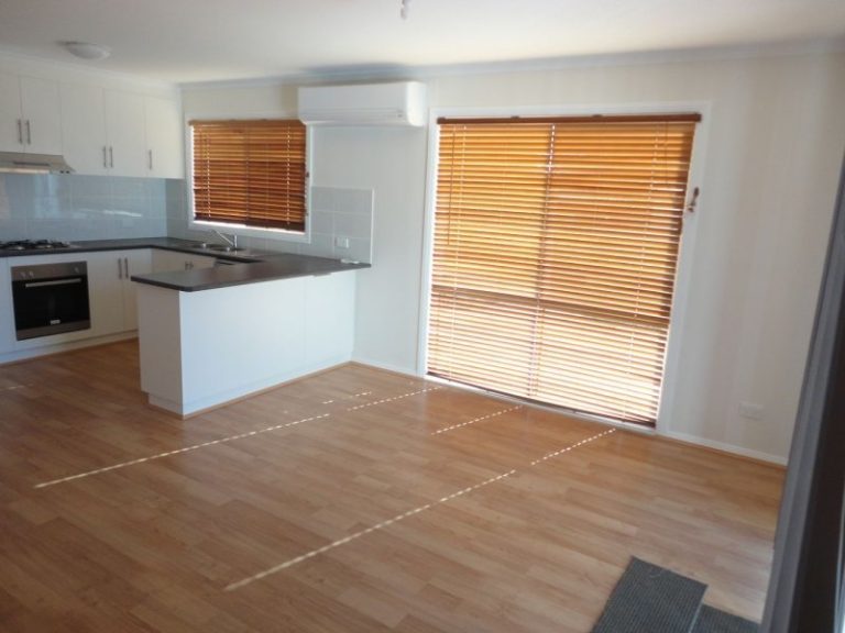 38 Ashelford Street, Temora NSW 2666 - photo 6