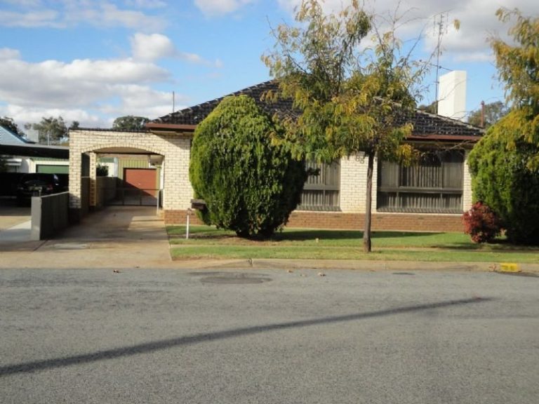 85 Bridges Street, Temora NSW 2666 - McGrath Riverina