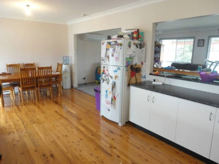 130 Vesper Street, Temora NSW 2666 - photo 7