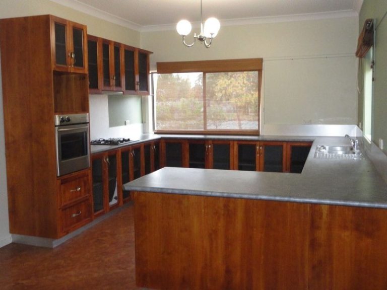 109 Polaris Street, Temora NSW 2666 - photo 2