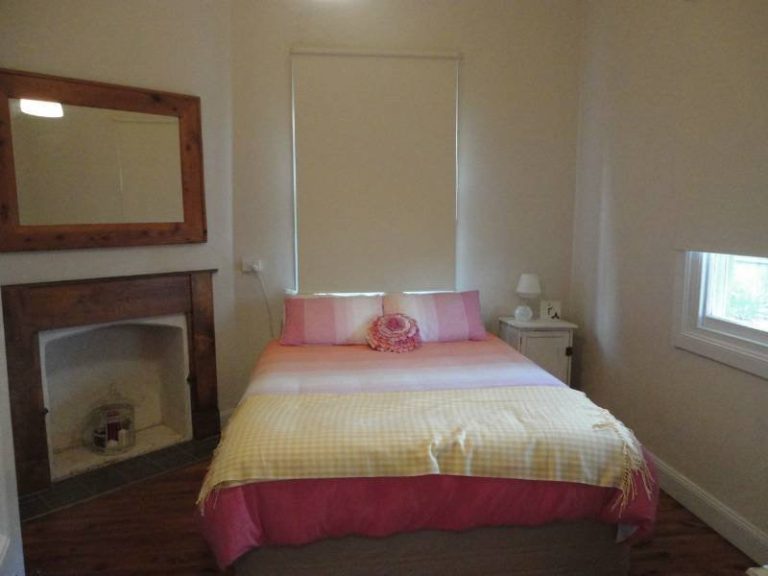 117 Parkes Street, Temora NSW 2666 - photo 6