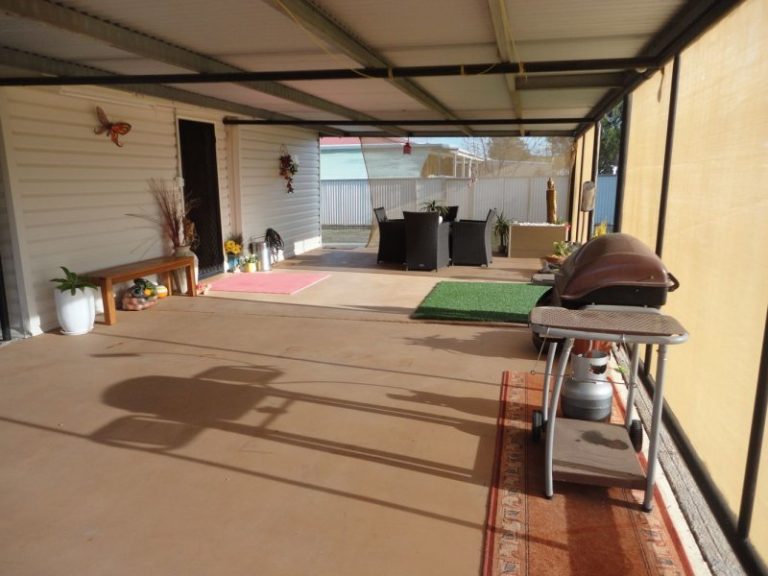 7 Nottingham Road, Temora NSW 2666 - photo 21