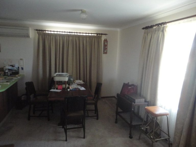 119A Grey Street, Temora NSW 2666 - photo 3