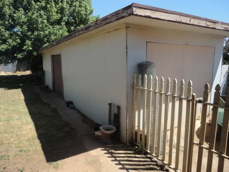82 Grey Street, Temora NSW 2666 - photo 8
