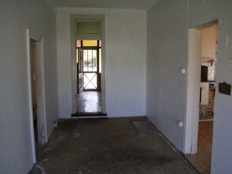 142 Victoria Street, Temora NSW 2666 - photo 17
