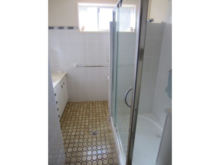 128 Baker Street, Temora NSW 2666 - photo 20