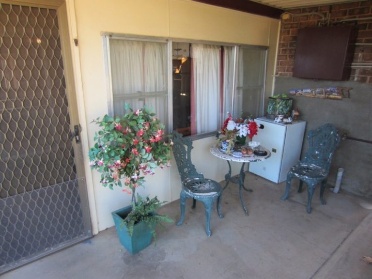 128 Baker Street, Temora NSW 2666 - photo 23