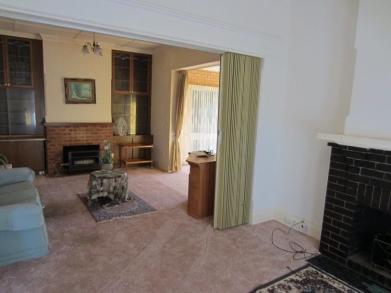 128 Baker Street, Temora NSW 2666 - photo 5