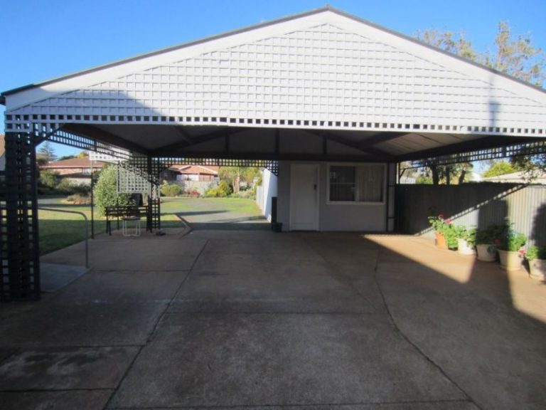 75 Jellicoe Street, Temora NSW 2666 - photo 15
