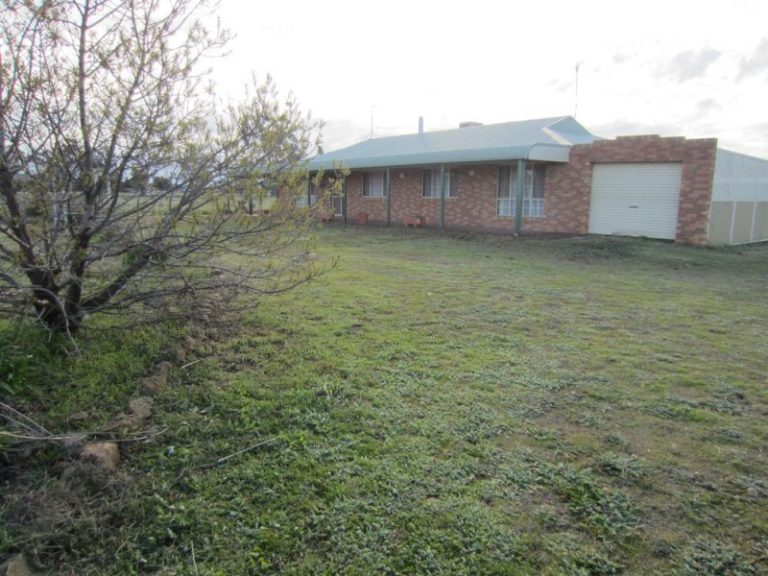 53 Mary Gilmore Way*, Barmedman NSW 2668 - photo 16