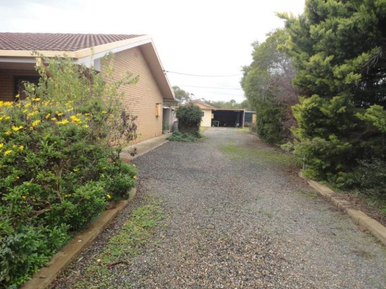191 Twynam Street, Temora NSW 2666 - photo 3