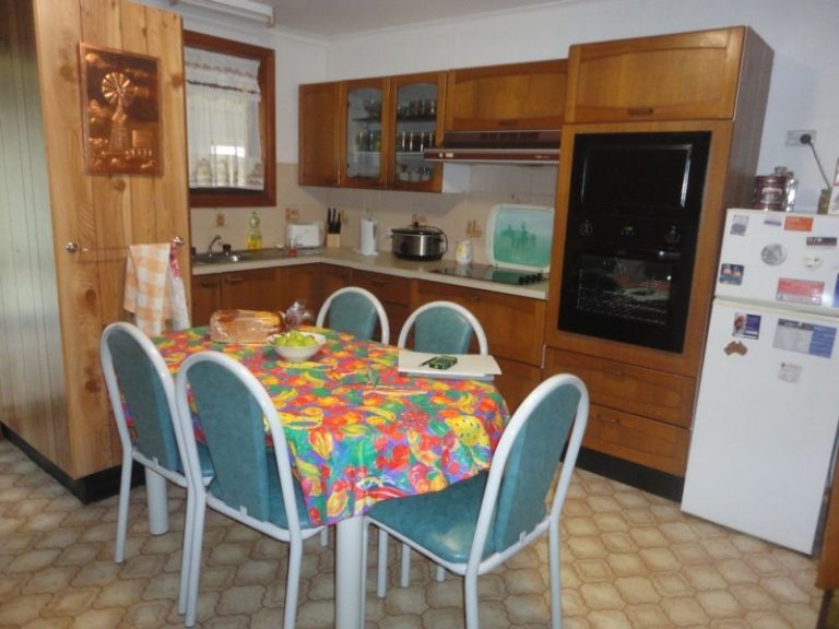 191 Twynam Street, Temora NSW 2666 - photo 8